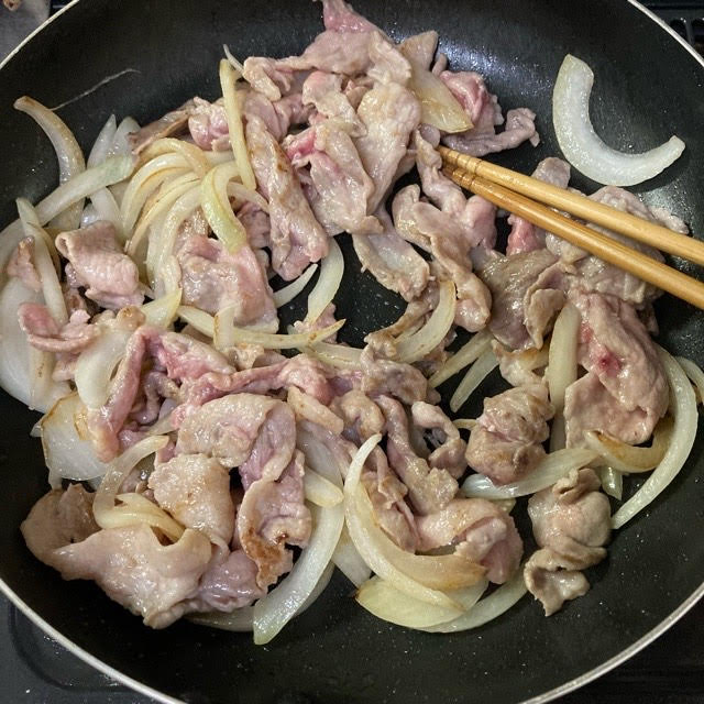炒めるだけで簡単♡チェリートマトと豚肉の生姜焼き③