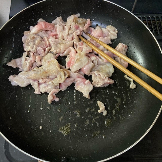 がっつりご飯が進む♡豚こまとなすのピリ辛味噌炒め②