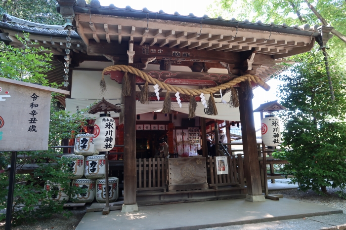 高尾氷川神社　拝殿1