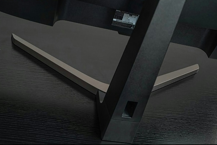 BenQ_EW2880U_06.jpg