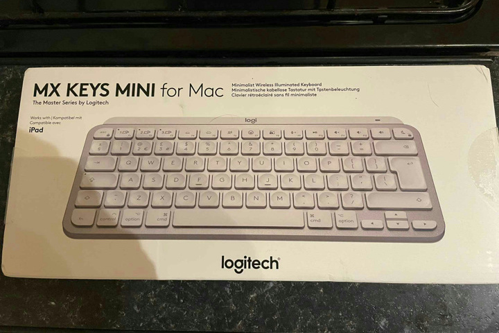 Logitech、本家よりいいかもしれない小型ワイヤレスキーボードのMac