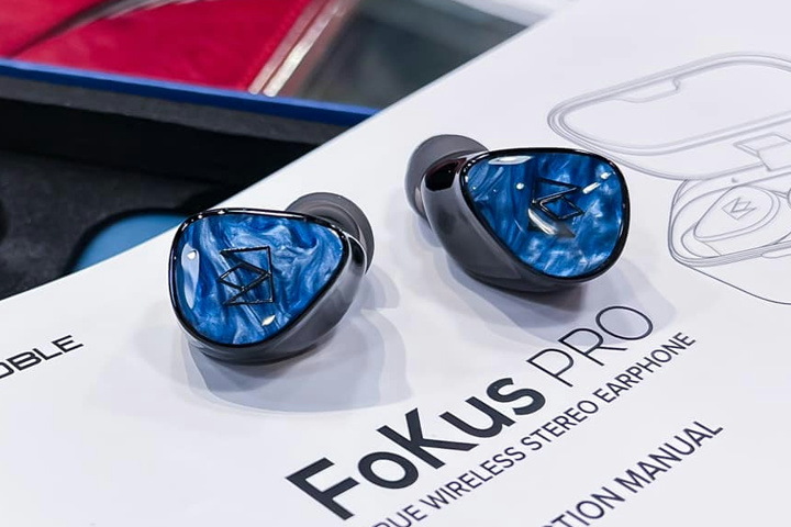 売行き好調の商品  完全ワイヤレスイヤホン PRO FoKus Audio Noble イヤフォン